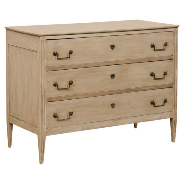 Commode Chest